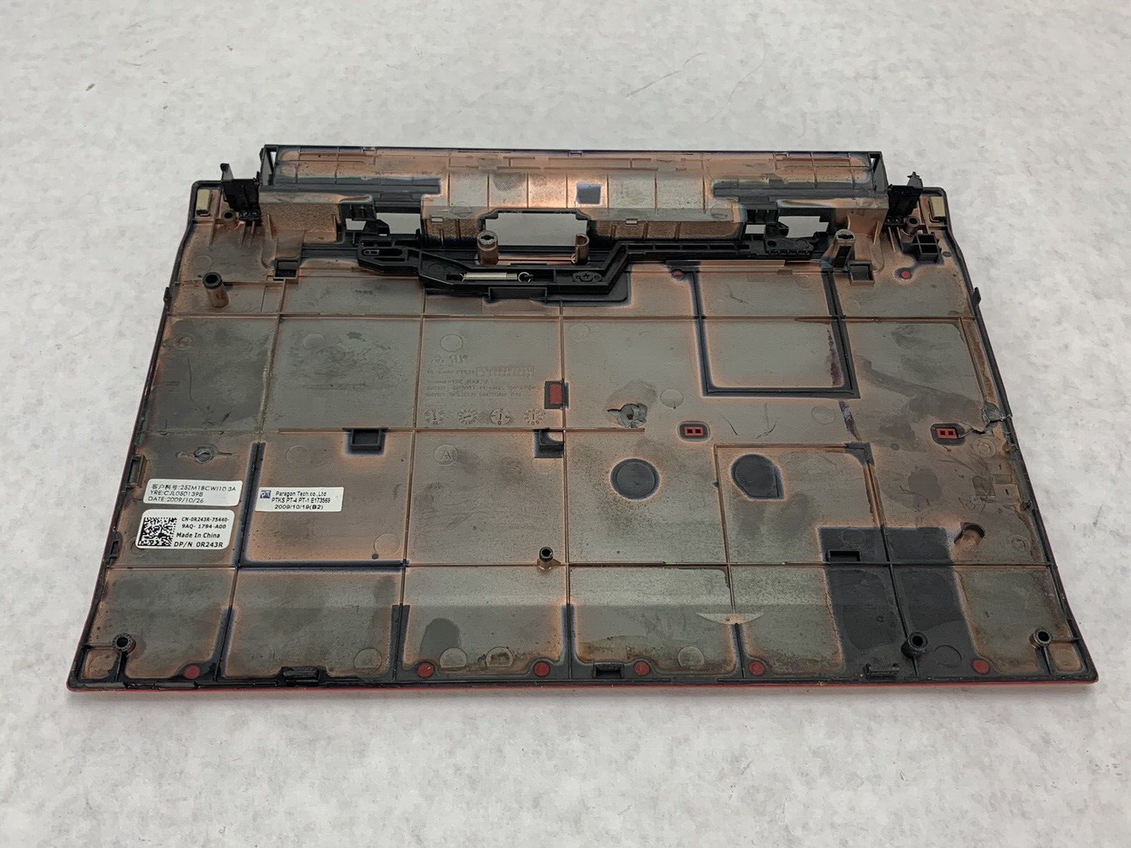 Genuine Dell Latitude 2100 Laptop Base Bottom Case R243R Red