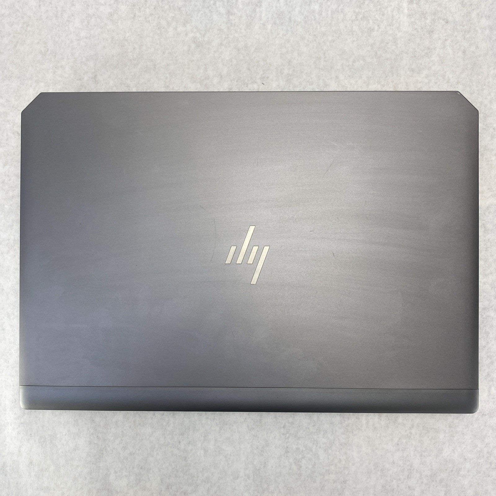 HP ZBook 15 G5 Intel Core i7-8750H 2.20 GHz 16 GB RAM 15.6" No HDD No OS