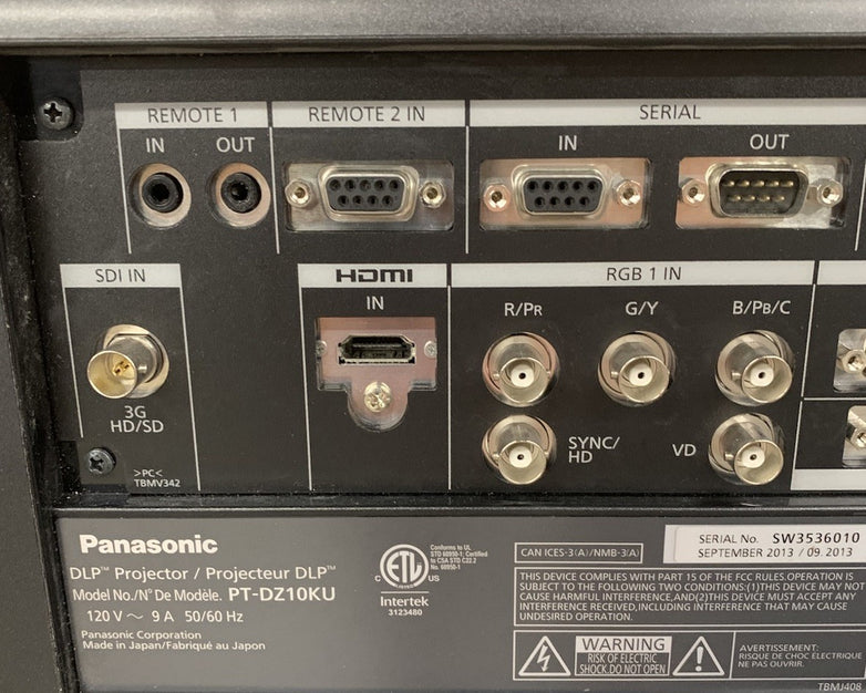 Panasonic PT-DZ10KU WUXGA DLP Lamp Projector Bad Lamp 1 - No Lens No Remote