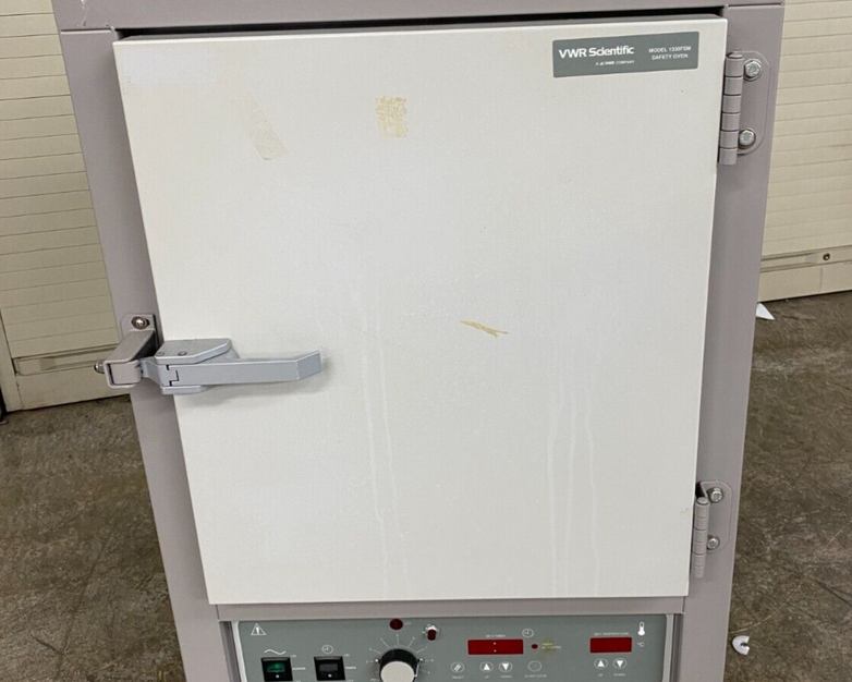 VWR 1330FMS Forced Air Batch Convection Oven - Parts or Repair