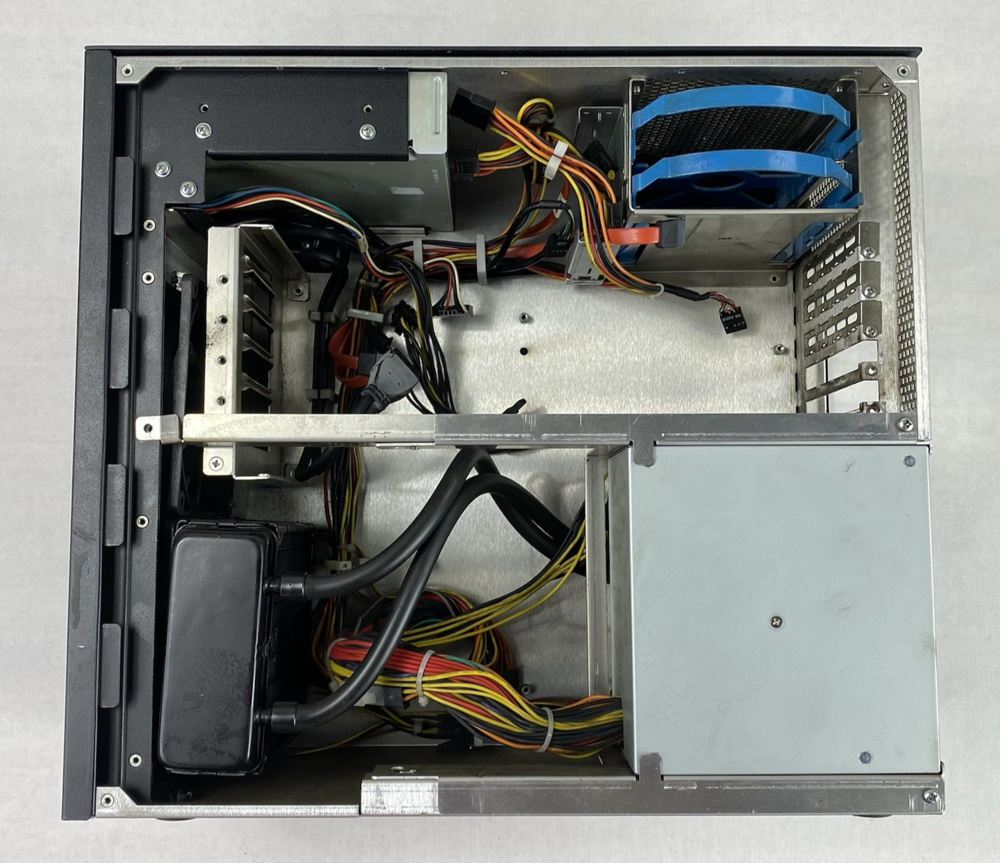 Boxx Apexx 2 Workstation ATX Mid Tower Computer Case with 550W Power Supply