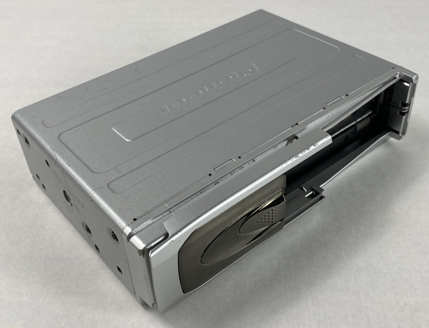 Pioneer Premier CDX-P686 6-Disc CD Changer Untested