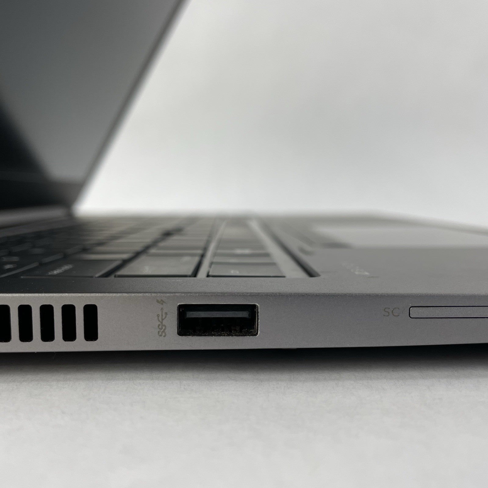 HP ZBook 15u G5 15.6" i5-7200U 2.50 GHz 8 GB RAM No SSD/OS/AC4