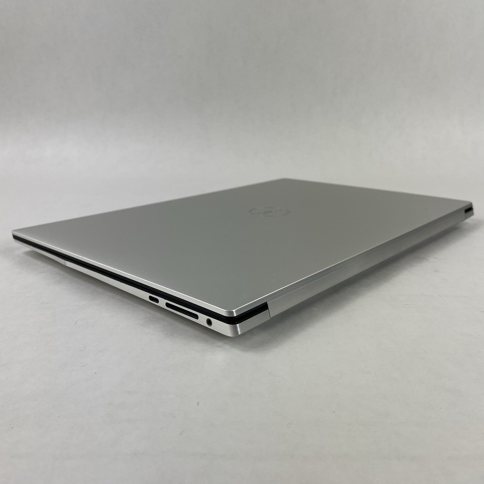 Dell XPS 15 9520 15.6" i7-12700H 2.27 GHz 16 GB RAM RTX 3060TI No SSD/OS/AC10