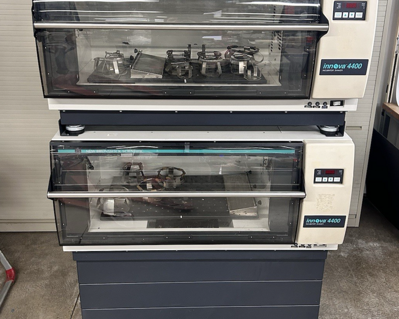 New Brunswick Innova 4400 Incubator Shaker Double Stack Lot of 2