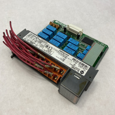 Allen-Bradley SLC500 Output Module 1746-OW16 Ser. D - Missing Cover And Untested