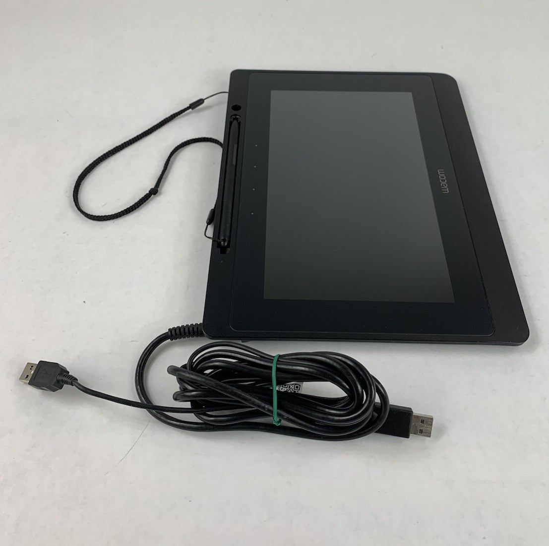 Wacom DTU-1141B 10.1" Full HD Drawing Tablet w/ Cord - Tested4