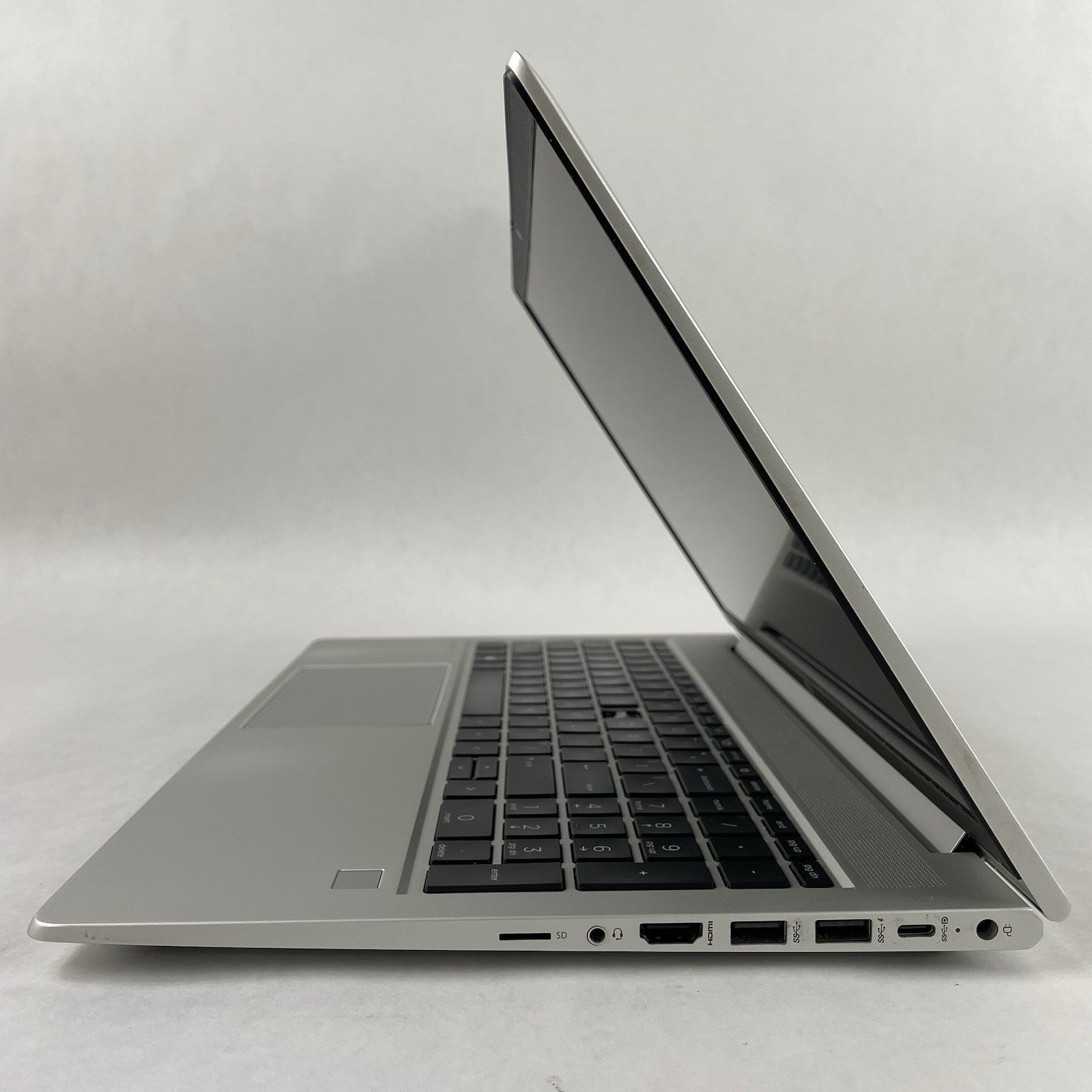 HP ProBook 455 G8 15.6" Ryzen 5 5600U 2.30GHz 8GB RAM No SSD/OS/AC - Missing Key4