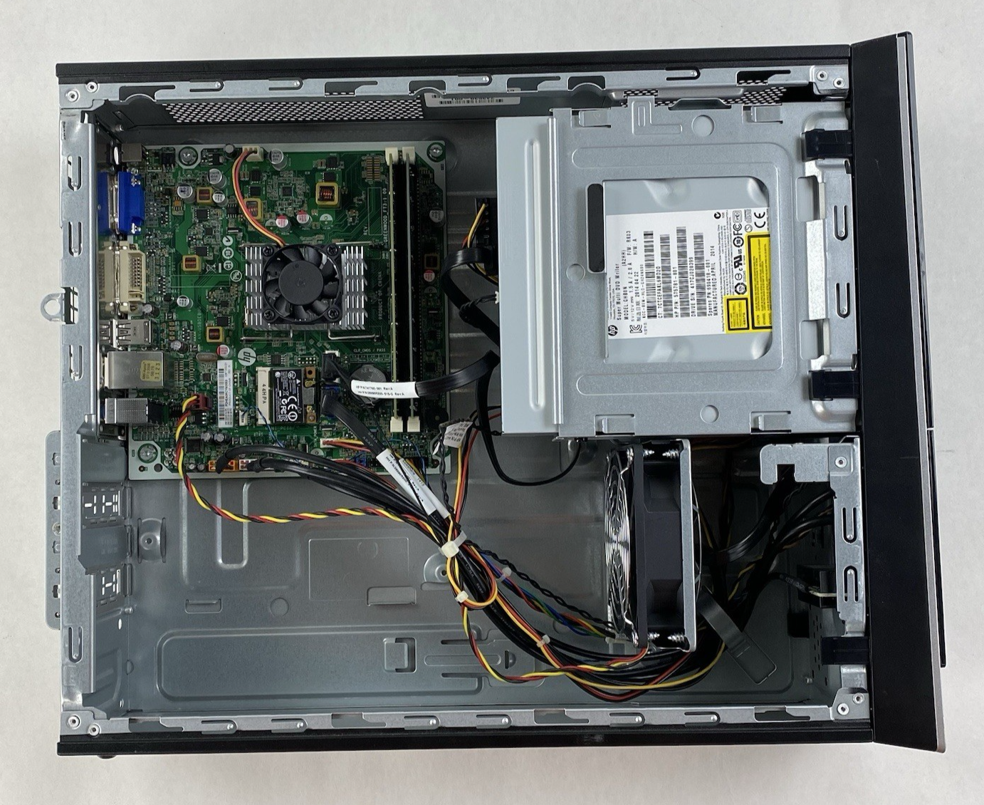 HP Pavilion Slimline 400-314 SFF AMD E1-2500 1.40GHz 8GB RAM No HDD No OS