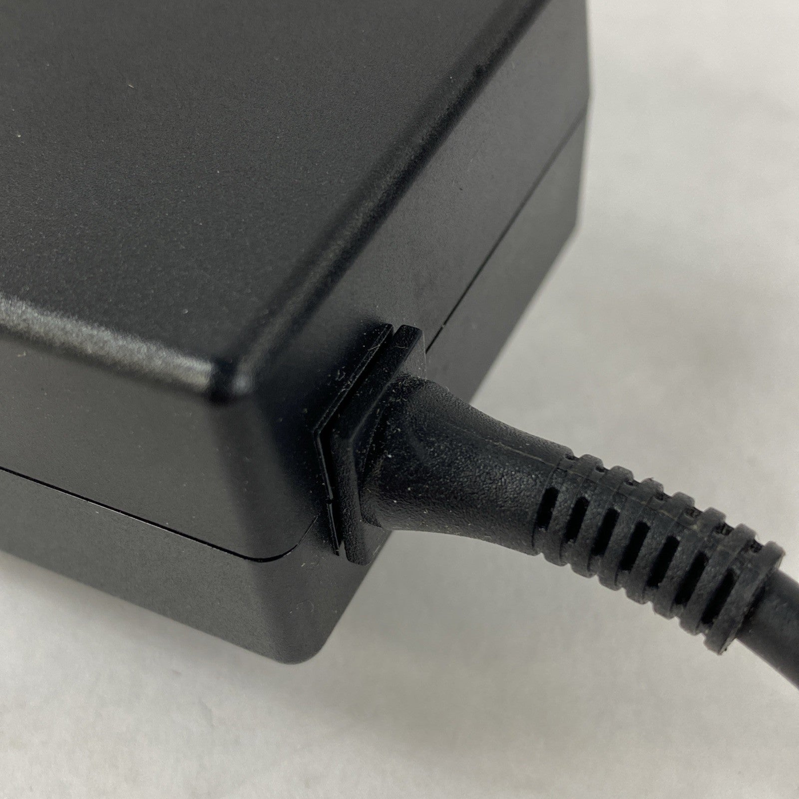 HP TPN-AA06 65W 19.5V 3.33A 4.5mm Laptop AC Adapter w/ Power Cord - Lot of 67