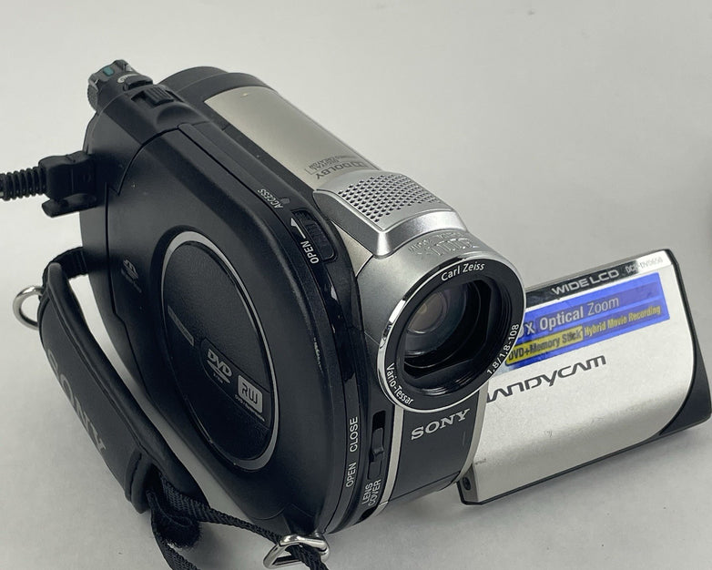 Sony Handycam DCR-DVD650 Camera ONLY Tested & Reset No Power Cord/Battery