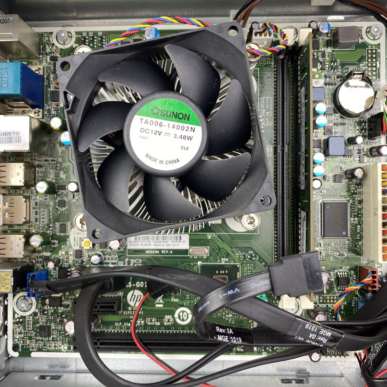 HP ProDesk 400 G2.5 SFF Intel Core i5-4590s 3.0GHz 4GB RAM DVDRW No HDD No OS