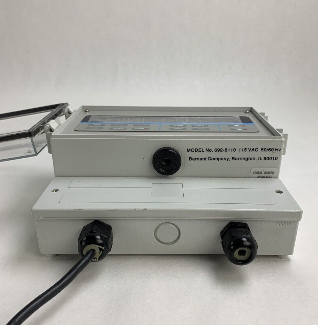 Barnant Scanning Thermocouple Thermometer 692-8110 Power Tested