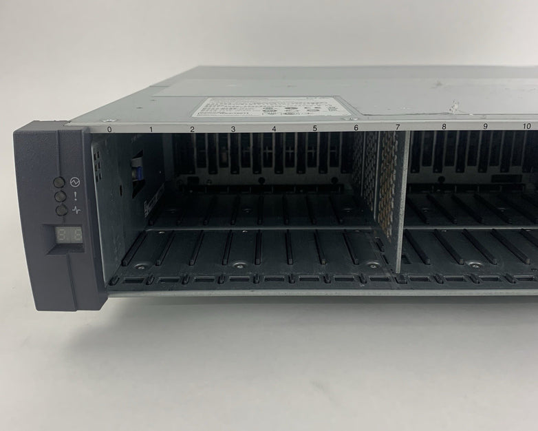 Netapp DS2246 Storage Expansion Array 24 Bay 2.5" SAS Trays 1x IOM6 Controllers