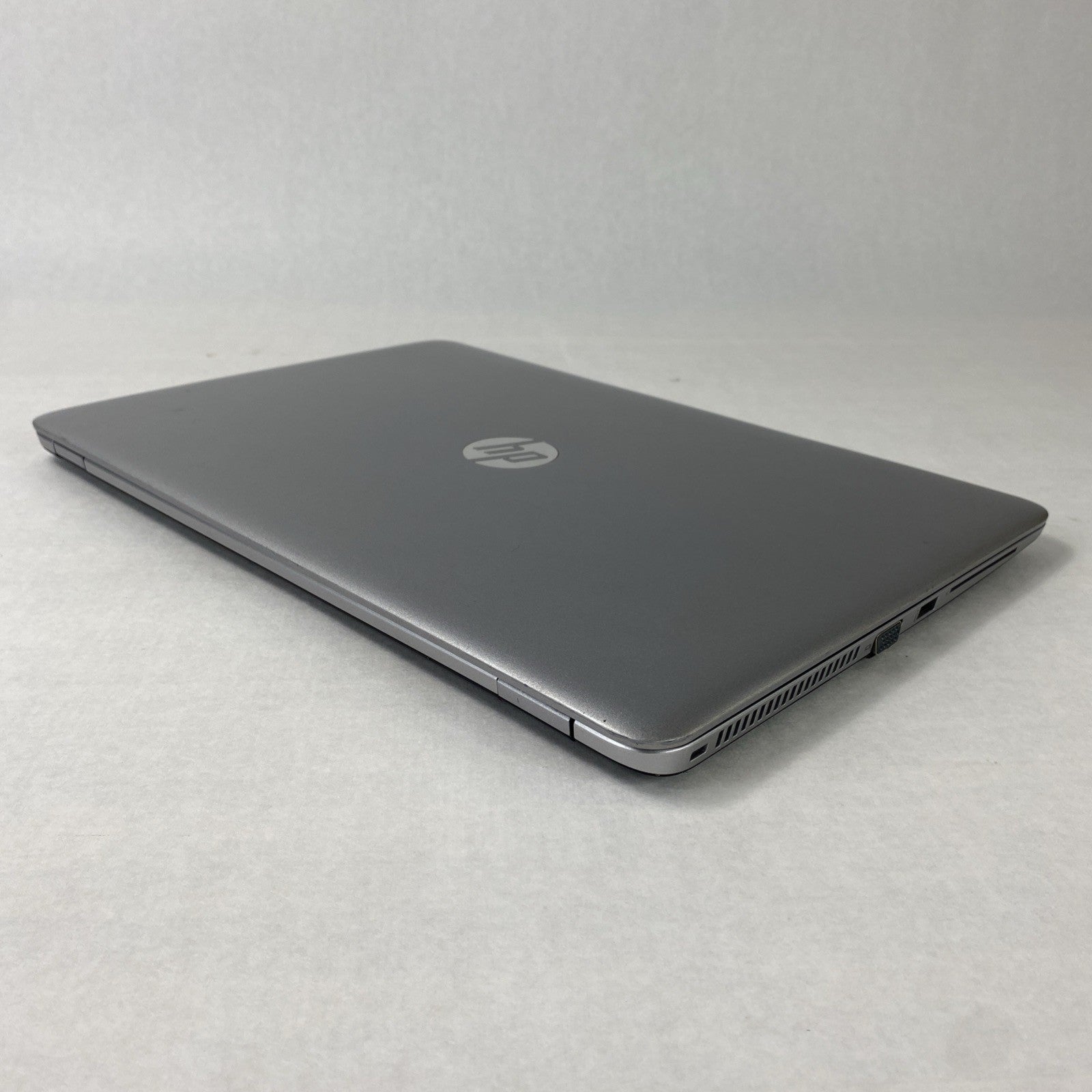 HP EliteBook 850 G3 Core i7-6600U 2.6GHz 8GB RAM 15.6" No Battery No HDD No OS