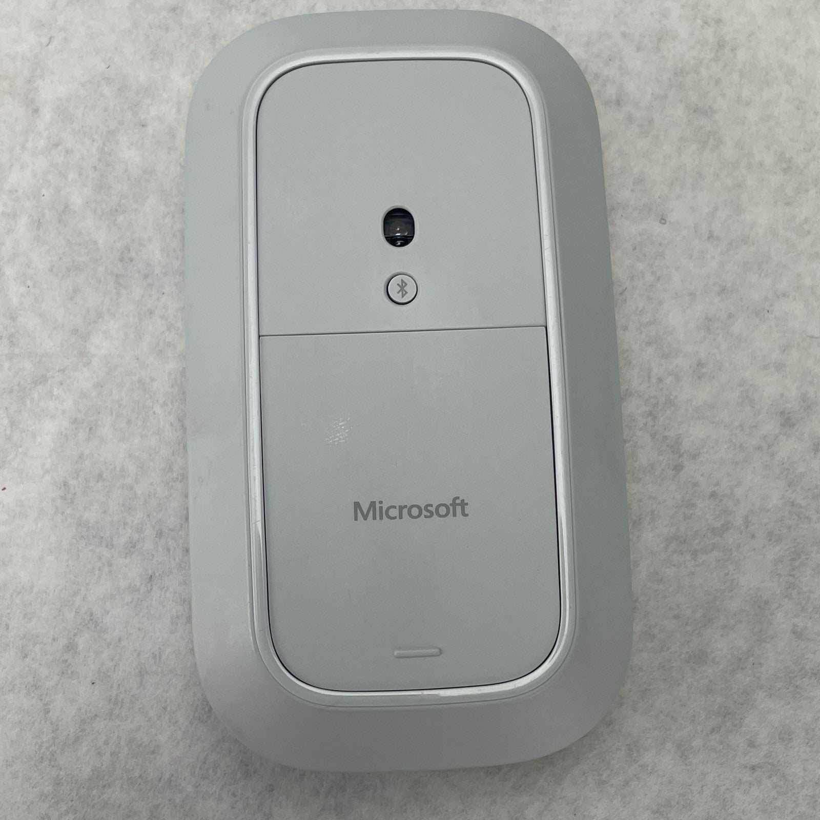 Microsoft 1679 Surface Modern Mobile Mouse Tested White4