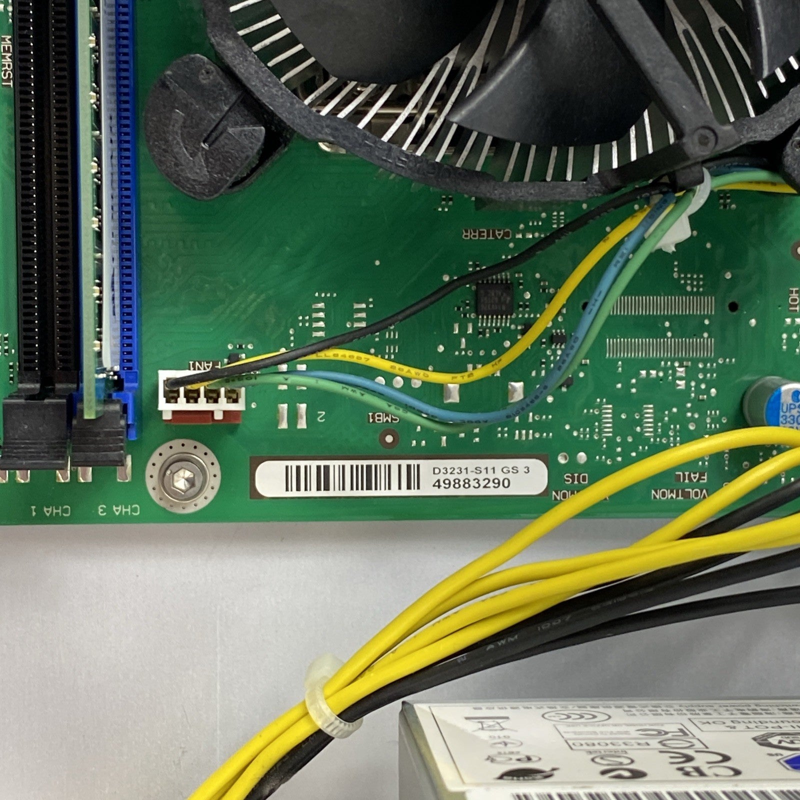 Thermo Scientific BRE0016997-03 Fujitsu D3231-S11 GS 3 Data Acquisition Exactive15
