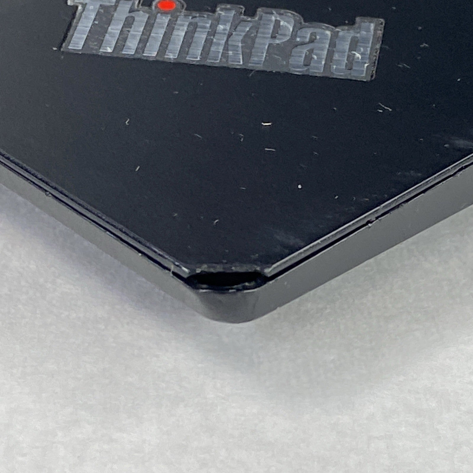 Lenovo ThinkPad E480 Intel Core i5-8250U 1.60 GHz 8 GB RAM 14" No HDD No OS