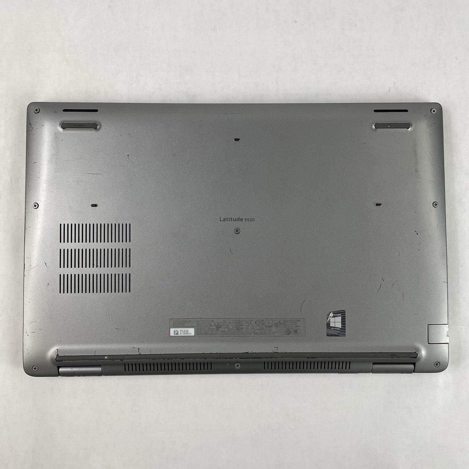Dell Latitude 5520 15.6" i5-1135G7 2.40GHz 8GB RAM No SSD/OS/AC/Batt - Scratched14