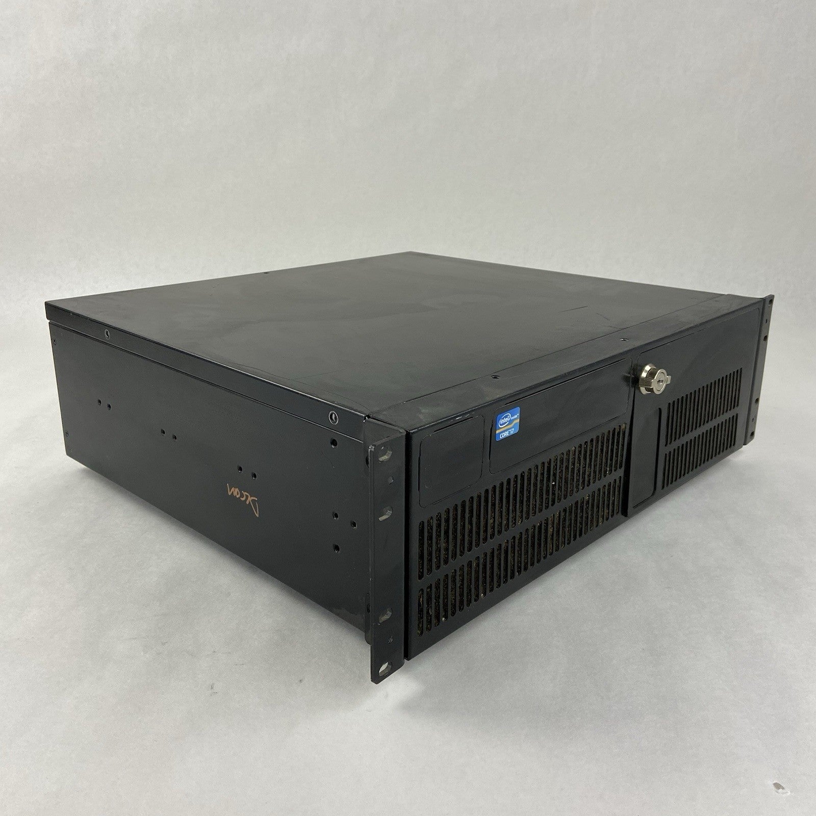 General Technics 3U Server Chasis Antec EA-650 Platinum 80 Plus0