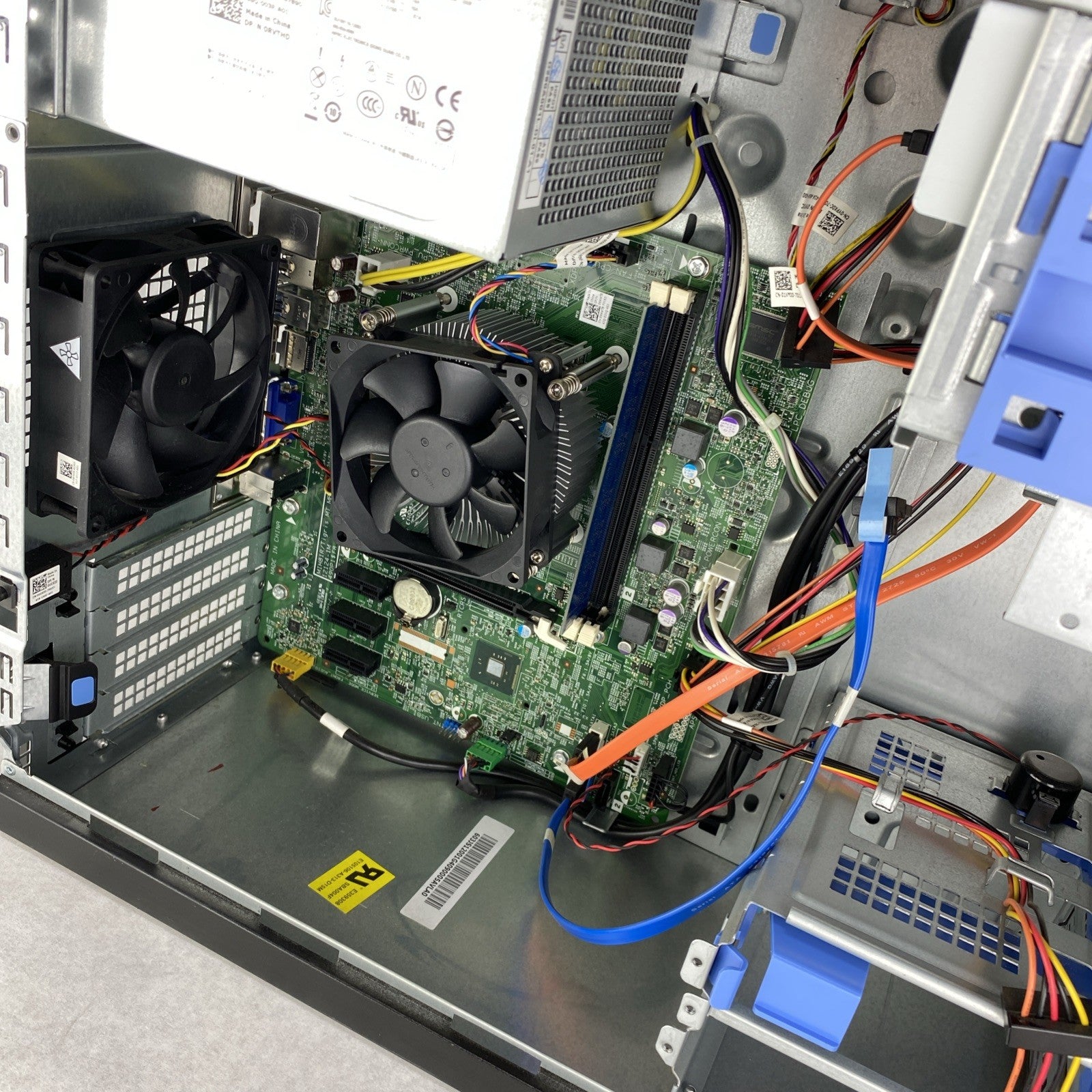 Dell OptiPlex 3020 MT Intel Quad Core i5-4570 3.20GHz 4GB RAM DVDRW No HDD No OS