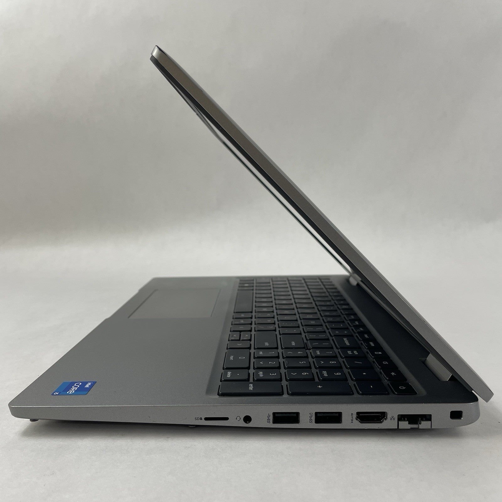 Dell Latitude 5520 15.6" i5-1135G7 2.40 GHz 8 GB RAM No SSD/OS/AC/Battery - READ4