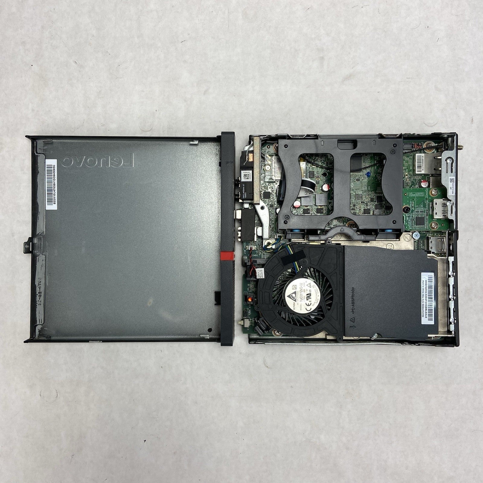 Lenovo ThinkCentre M75Q-1 Micro AMD Ryzen 5 Pro 3400GE 3.3GHz 8GB RAM No HDDOS8