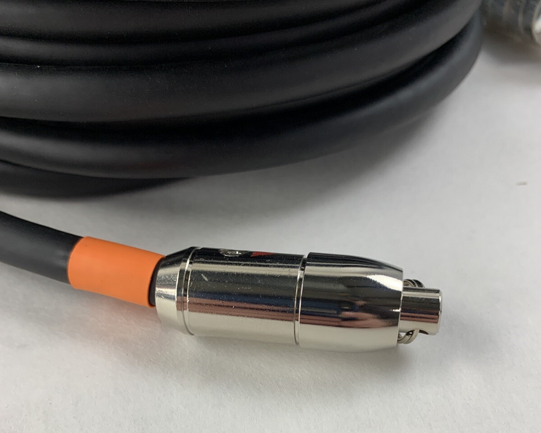 RapidRun E188601 PC Runner Cable 25 Feet 15 Pin Female Connectors Box Opened