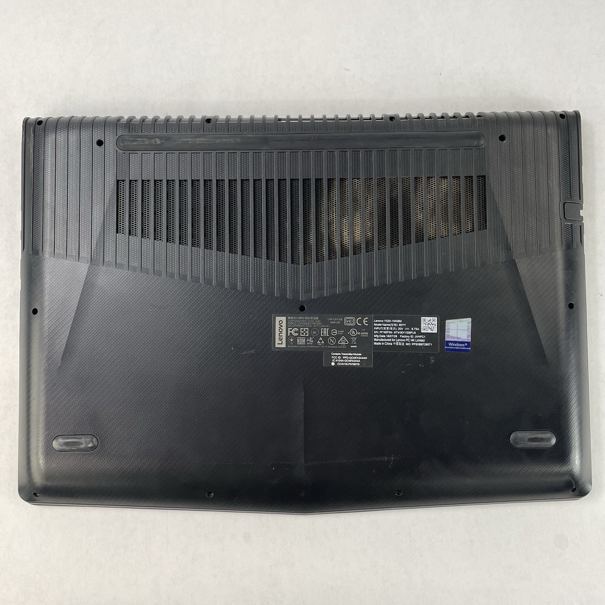 Lenovo Legion Y520 15.6" i7-7700HQ 2.80 GHz 16 GB RAM GTX 1060 No SSD/OS/AC14