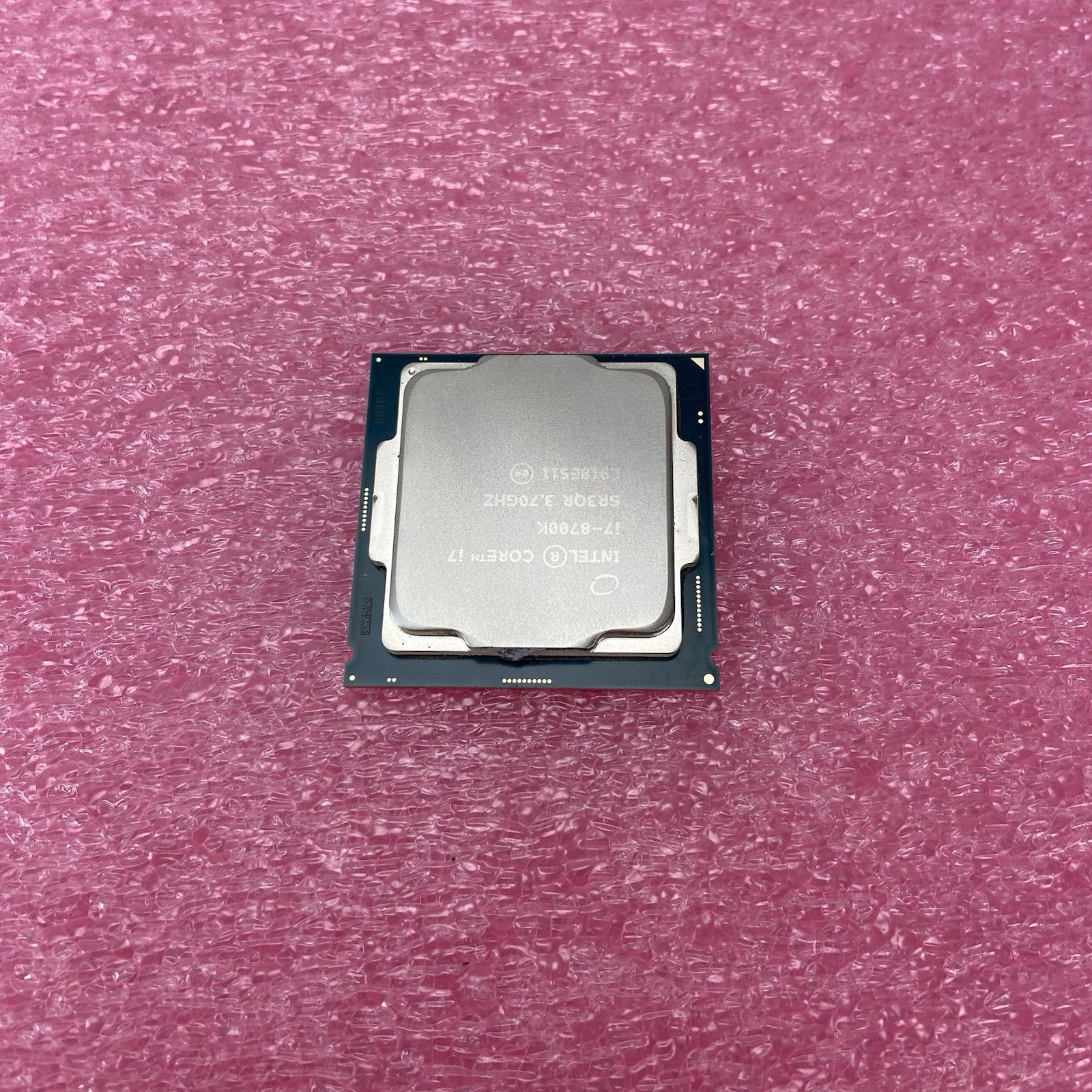 Intel Core i7-8700K SR3QR 3.7GHz Desktop CPU3