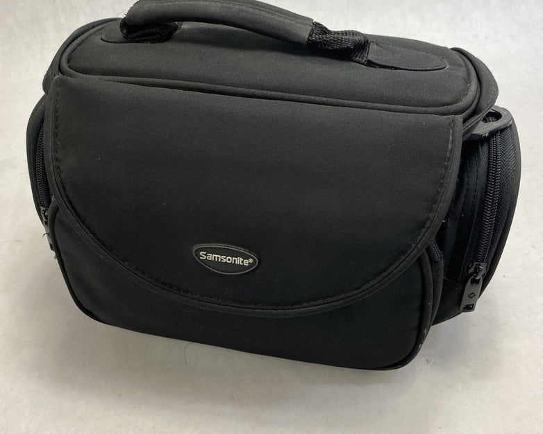 Pentax K2000 DSLR 10.2 MP Digital Camera With Bag And Flash No Cable - Tested