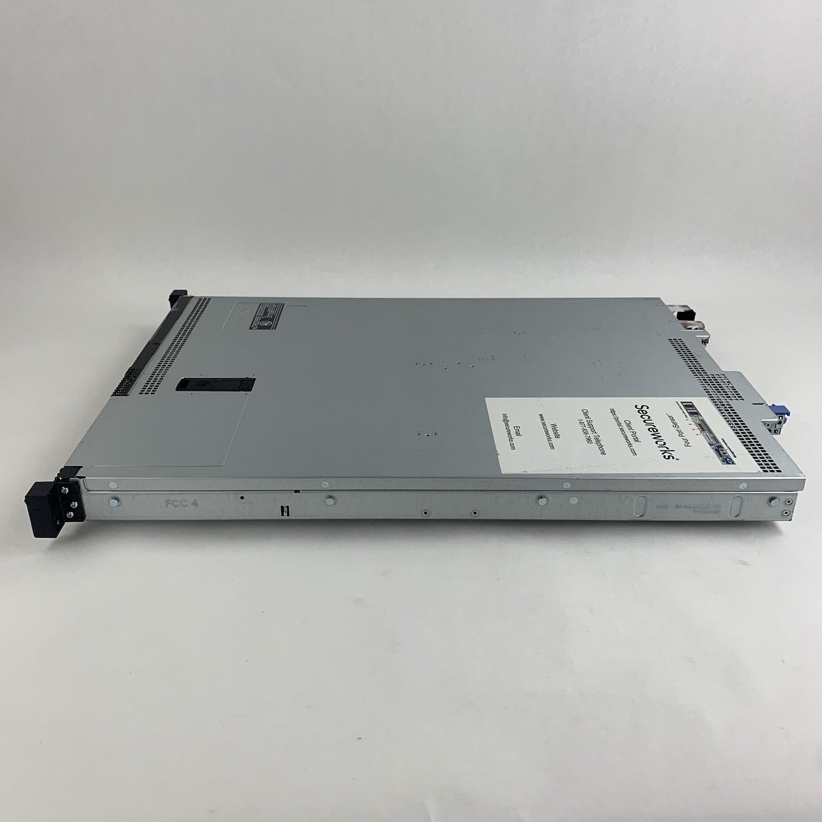 Dell PowerEdge R330 1x Xeon E3-1230v5 3.4 GHz 16 GB PERC H330 No OS No HDD12