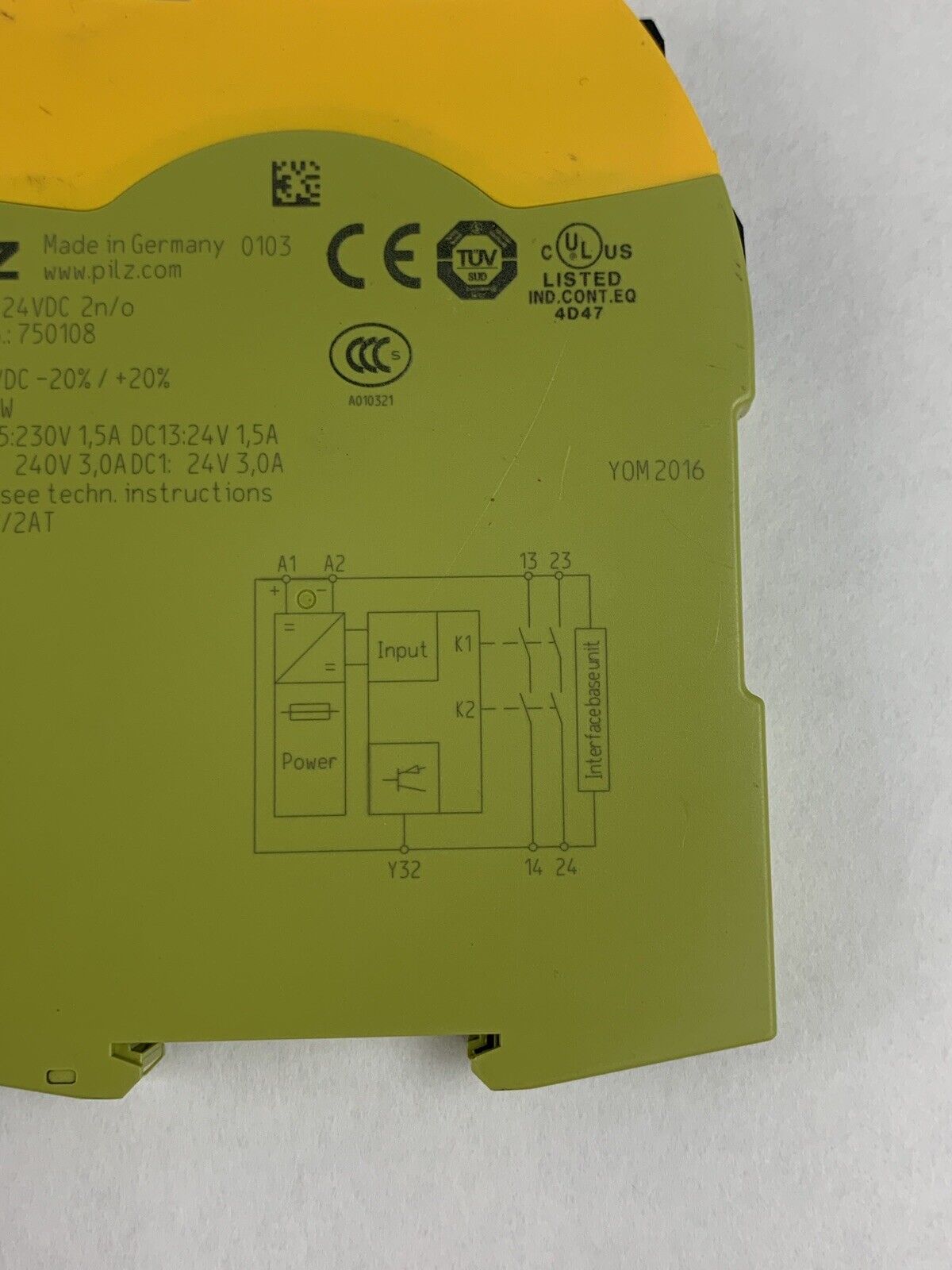 Pilz 750108 PNOZ s8 24VDC Contact Expansion Module Missing Terminal Untested