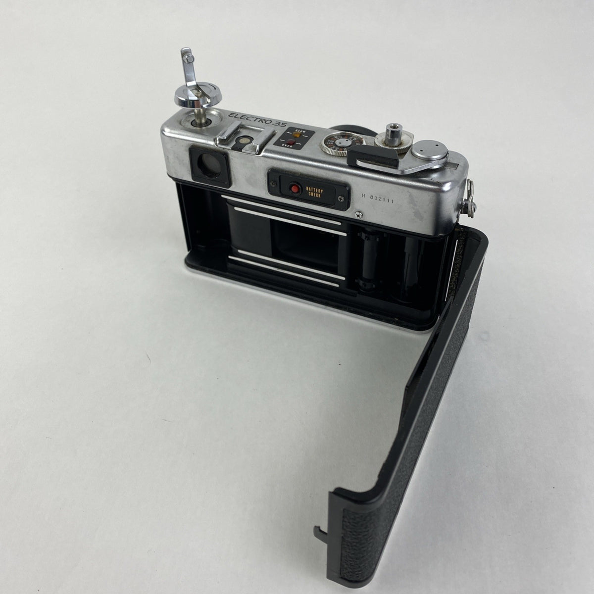 Yashica GSN Electro 35 w/ Yashinon DX 1:1.7 f=45mm Lens - Untested No Film parts9