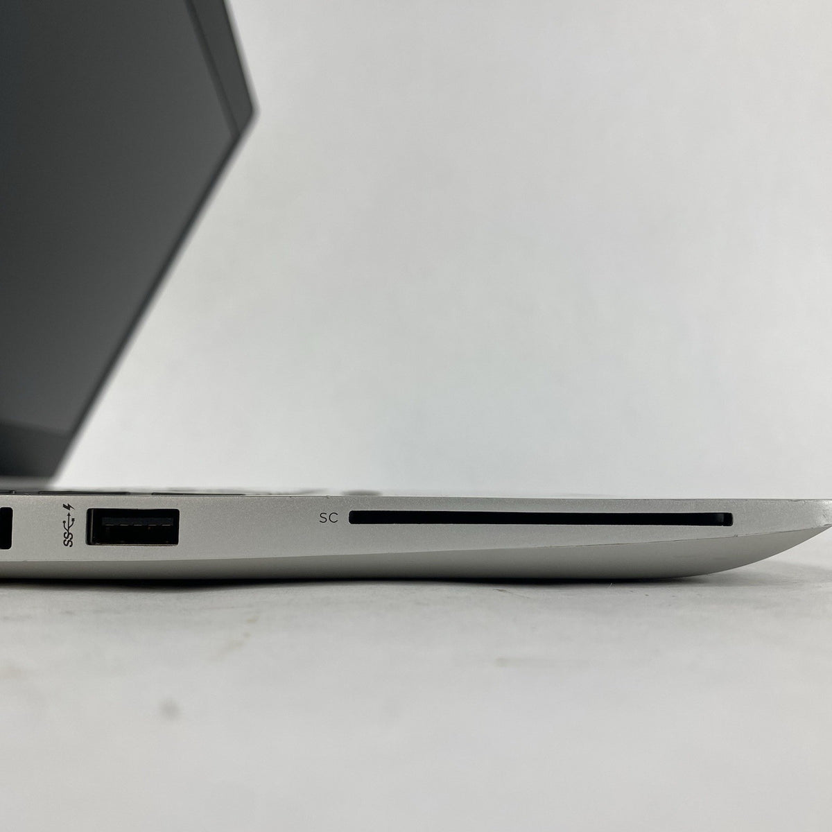 HP mt45 14" Ryzen 3 Pro 3300U 2.10 GHz 4GB RAM No SSD/OS/AC5