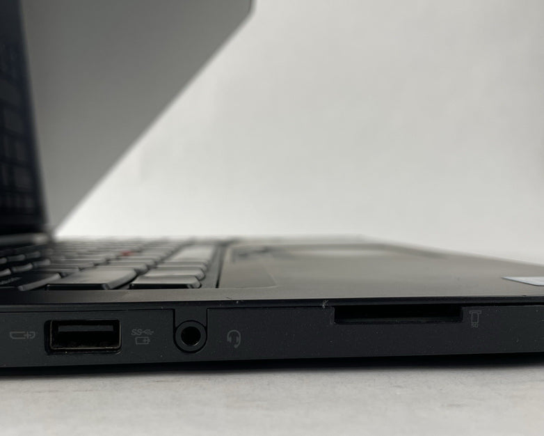 Lenovo ThinkPad Yoga 460 14" i5-6300U 2.40 GHz 8 GB RAM No SSD/OS/AC - USB