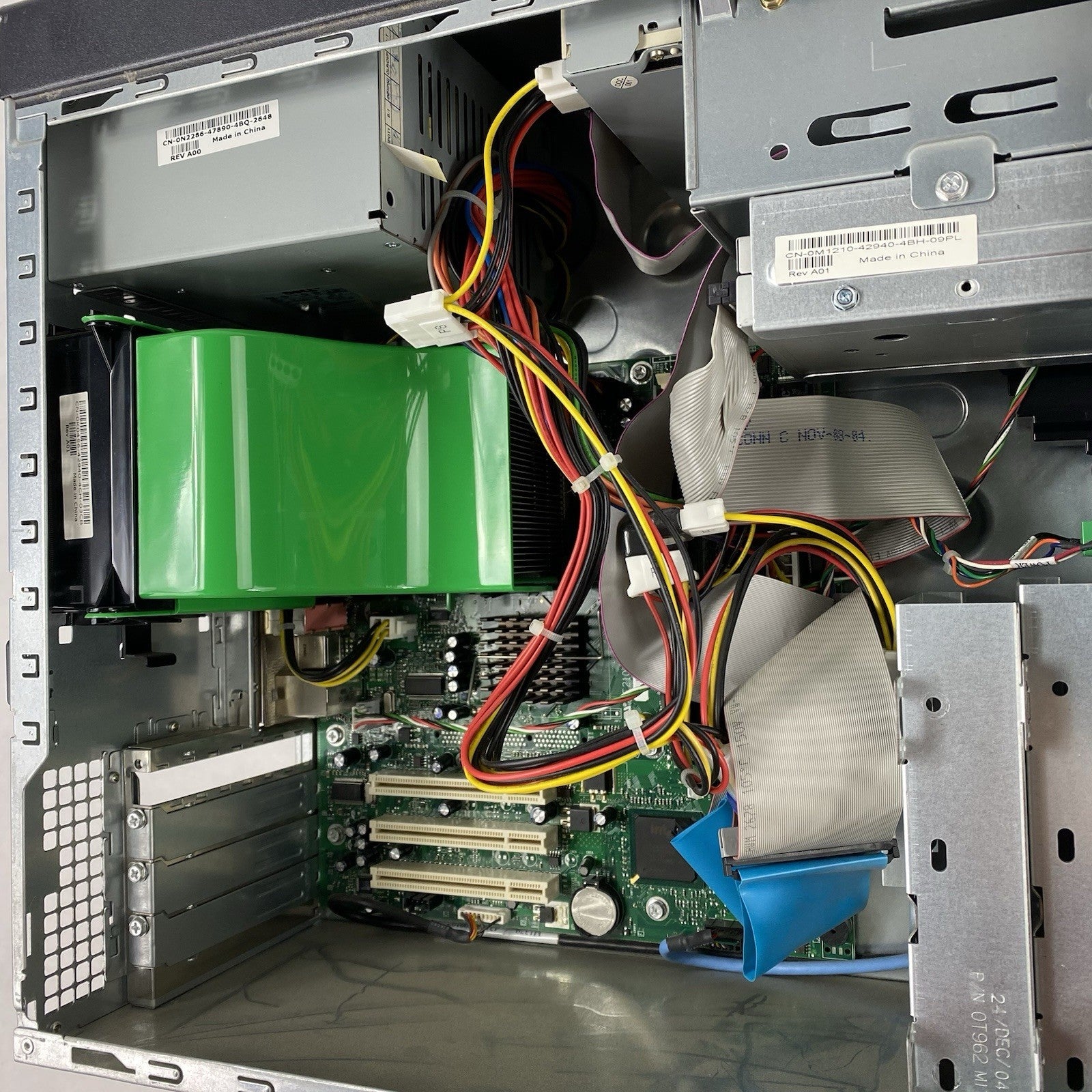 Dell OptiPlex 170L MT Intel Celeron 2.4GHz 1GB RAM No HDD No OS