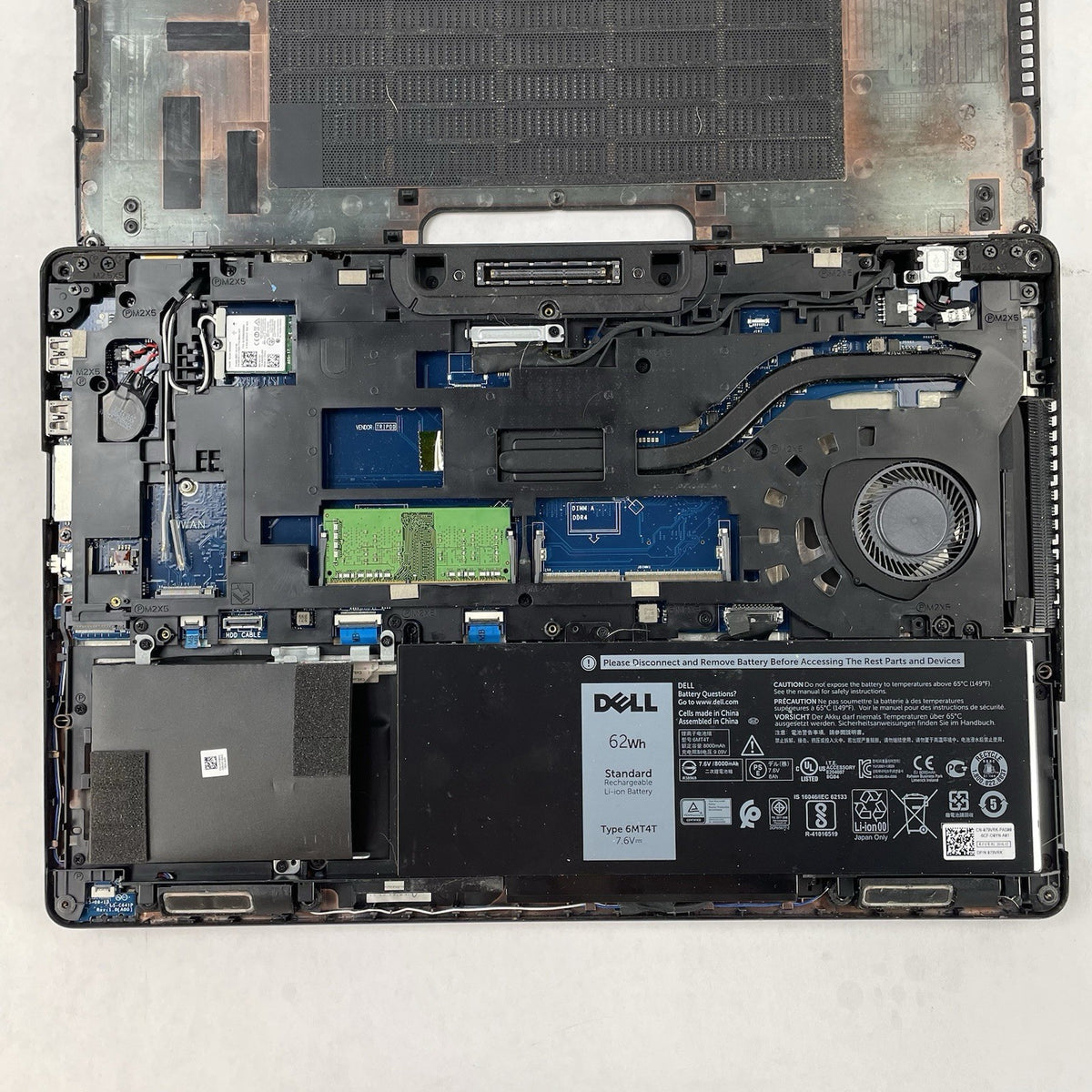 Dell Latitude E5570 15.6" i5-6300U 2.40 GHz 8 GB RAM No SSD/OS/AC - USB21