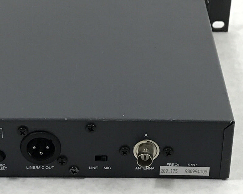 EV Electro-Voice MR2500 Dual Diversity Wireless Receiver 0.5A 120V