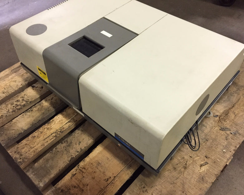 Nicolet FTIR Spectrometer Model 20DXB S/N 8503317