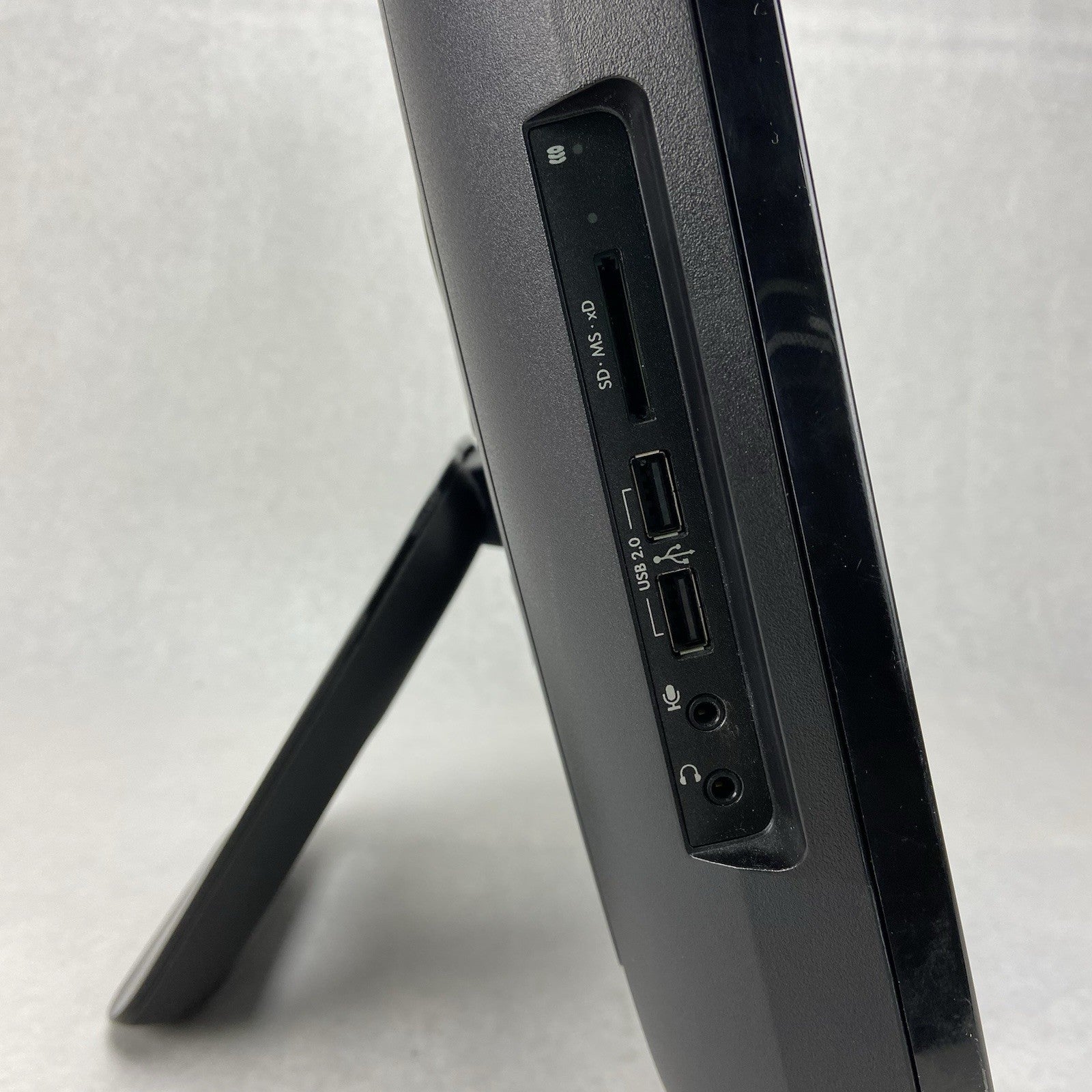 HP Omni 1201150xt AIO Intel Core i32120 3.3GHz 6GB RAM No HDD No OS No AC9