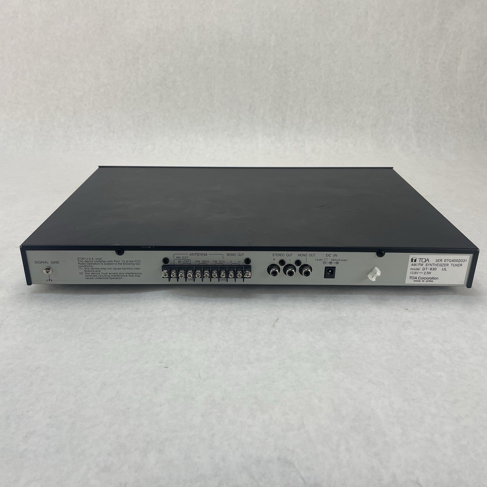 TOA DT-930 AM/FM Synthesizer Tuner No Power Cord7