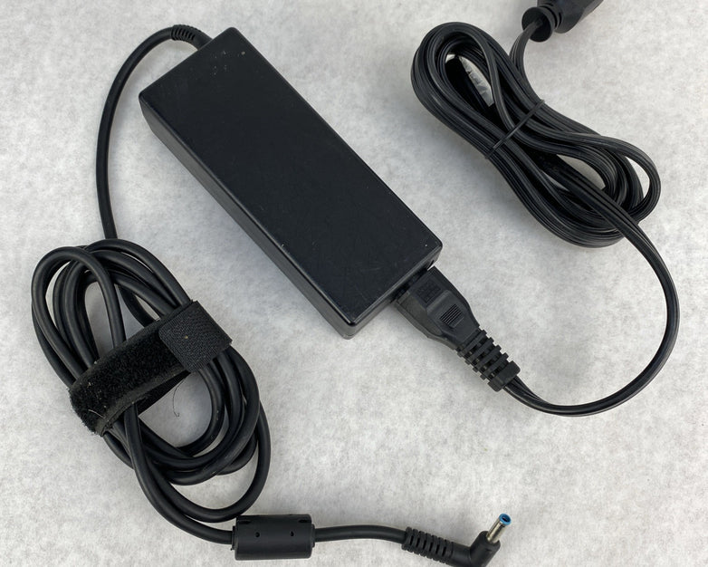HP PPP012C-S 90W 19.5V 4.62A Blue Tip Barrel AC Power Adapter (Lot of 8)