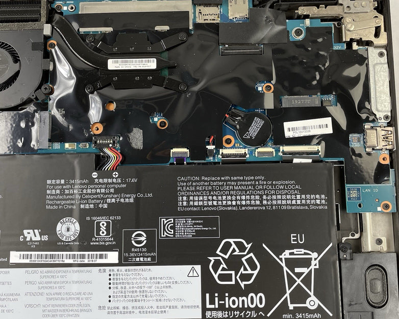 Lenovo X1 Yoga Gen 3 13.3" i5-8250U 1.60 GHz 8 GB RAM No SSD No OS - READ