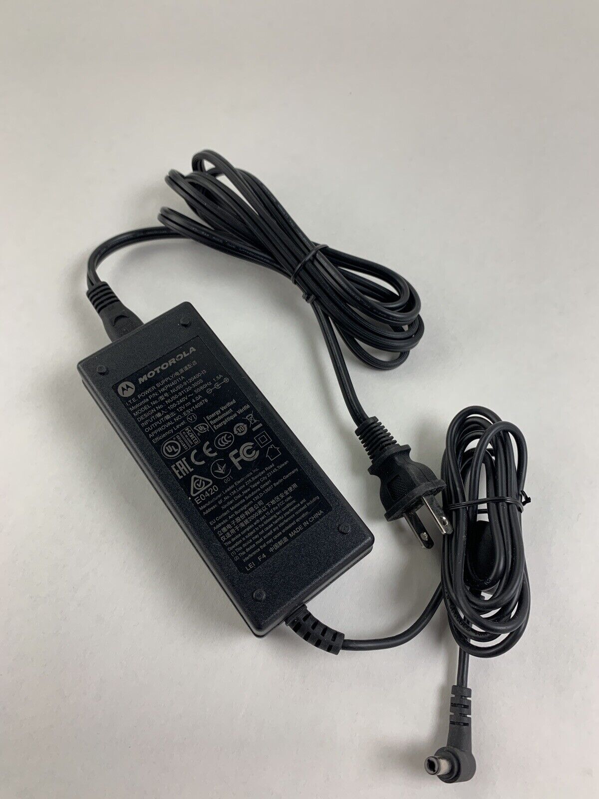 Motorola DB40-16042100CF Charging Station W/ Motorola NU50-9120400-I3 Power Cord