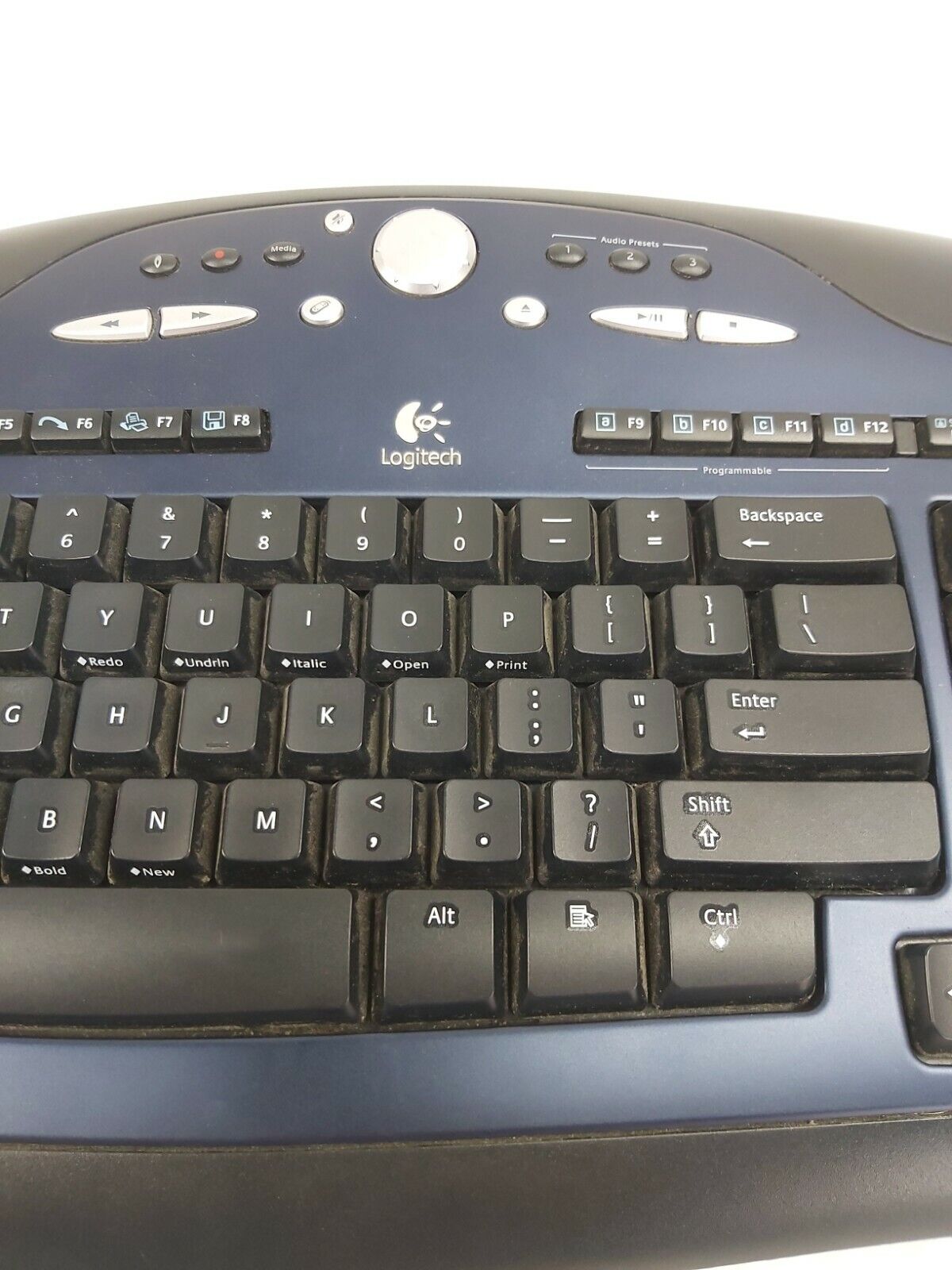 Logitech Y-RR54 LX-700 Cordless Wireless Keyboard CANADA 210 No Mouse/Dongle