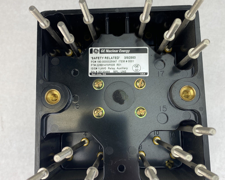 GE 12HFA151A2F Type HFA 5.5x6" 250VDC auxiliary relay MISSING COVER