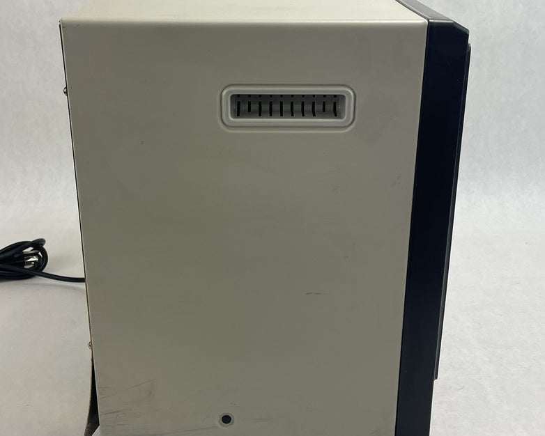 Sanyo VM-4515 Vintage B&W CRT 1993