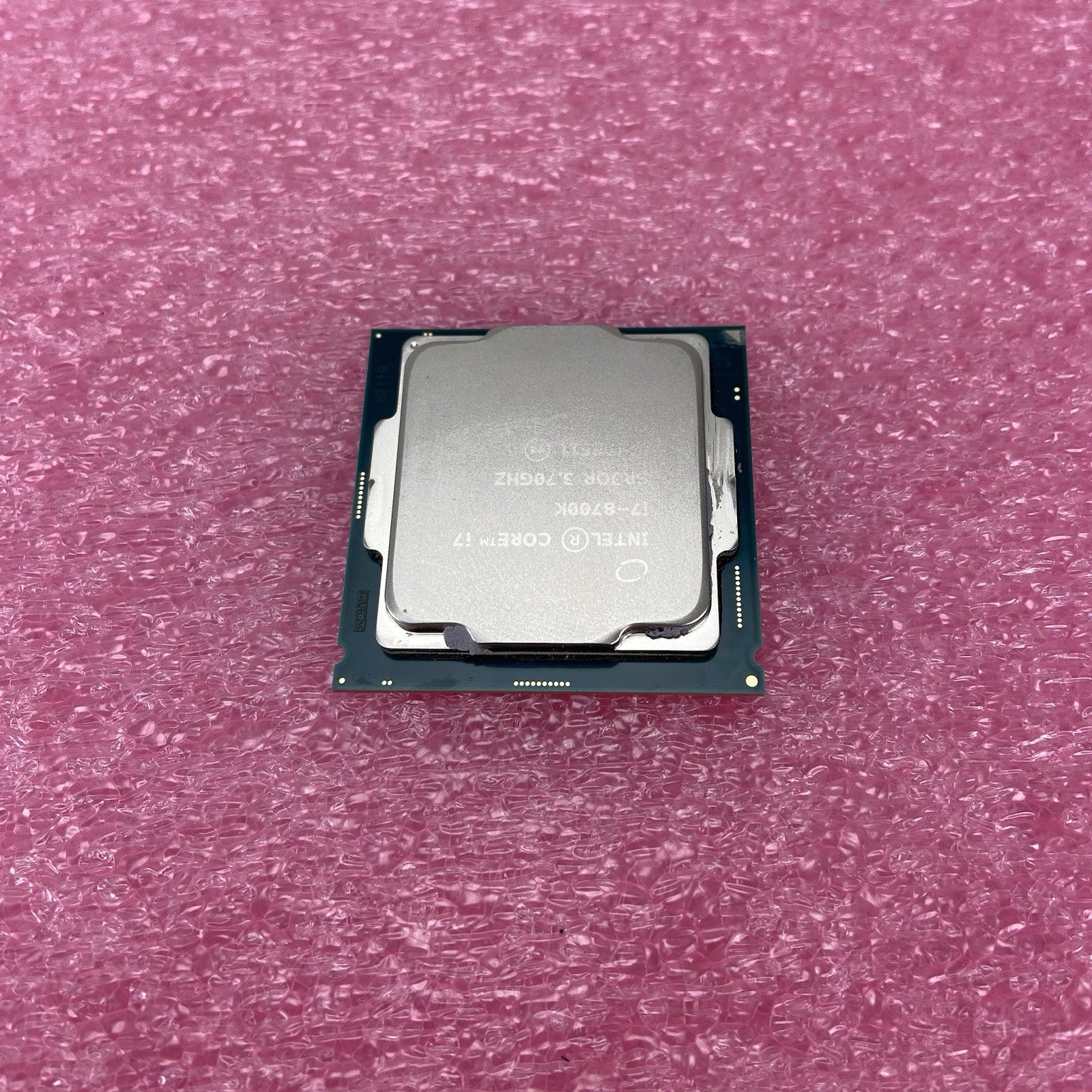 Intel Core i7-8700K SR3QR 3.7GHz Desktop CPU3