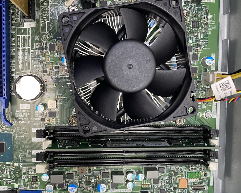 Dell OptiPlex XE3 MT Intel Core i7-8700 3.2GHz 1x8GB RAM No HDD No OS
